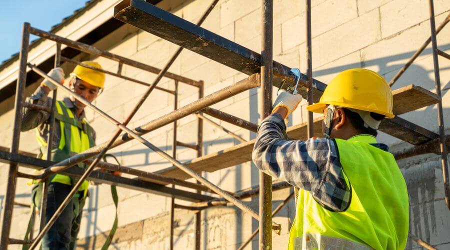 Professional gutter cleaning in Bloomingrose, WV